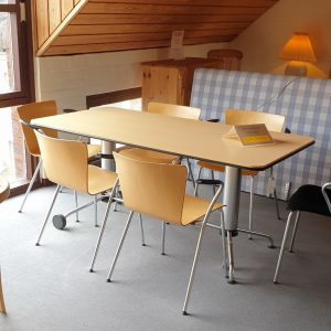 Magistretti Bord inkl. 6 stole - Fritz Hansen - Udstillingsmodel