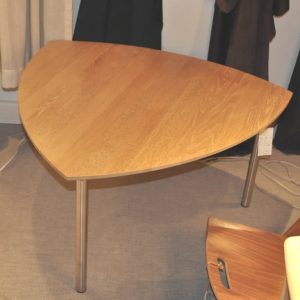 Sofabord Vankel - Eg bordplade, ben i stål - Udstillingsmodel