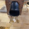 DSR Eames Fiberglass Side Chair - Forskellige farver - Udstillingsmodeller